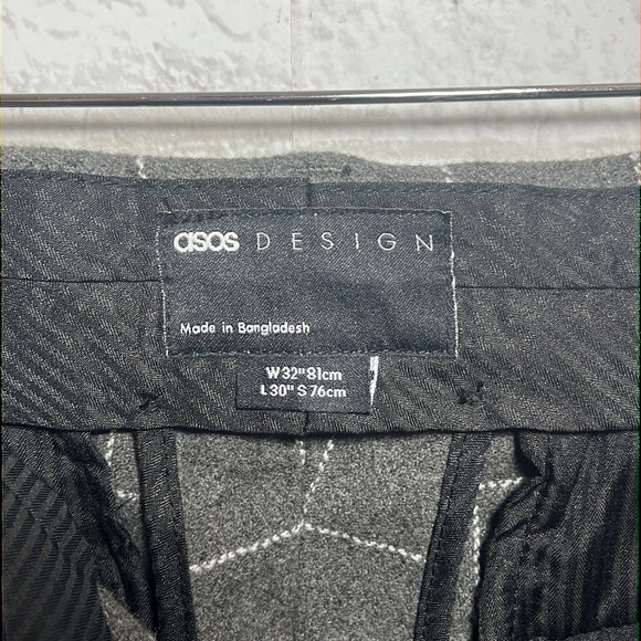 ASOS Design womans gray checkered casual dress pant - Picture 4 of 9
